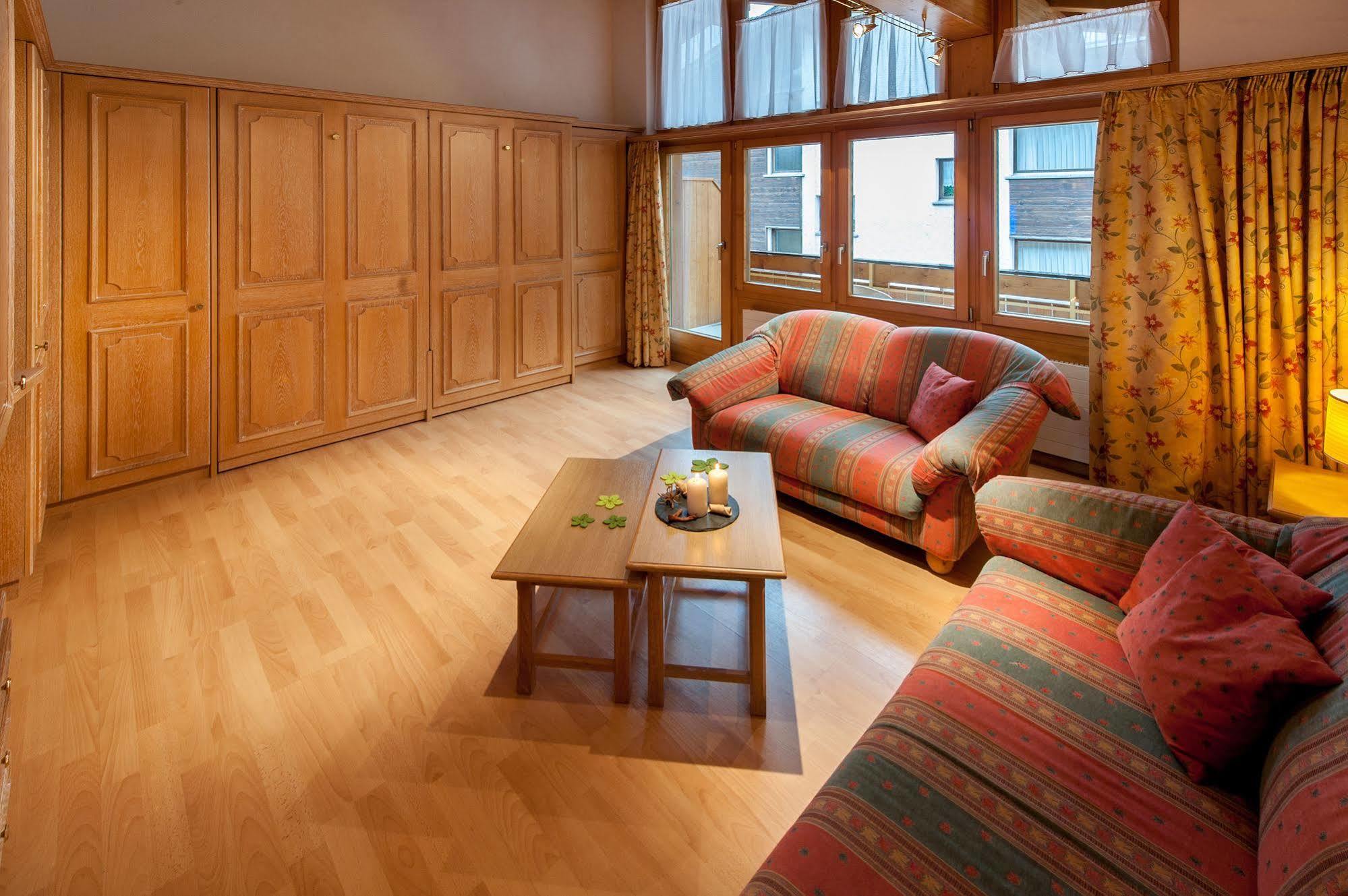 Appartements Zermatt Paradies Zewnętrze zdjęcie